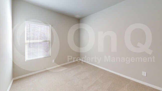 Building Photo - 505 Blanton St