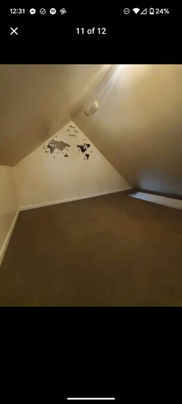 Building Photo - 133 Park Ave