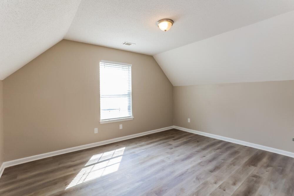 Building Photo - 7317 Essex Dr