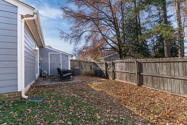 Building Photo - 4917 Hillery Ct