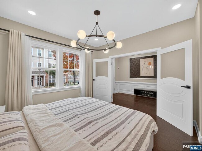 Building Photo - 4 Wesmont Drive