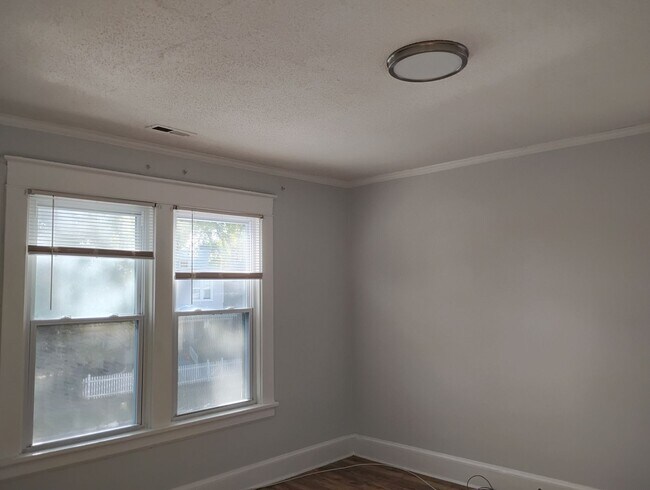 Building Photo - Maryland Ave