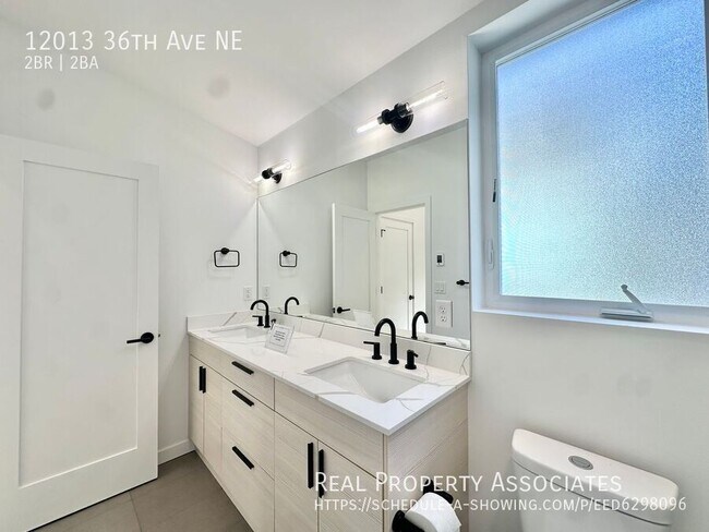 Building Photo - 12013 36th Ave NE