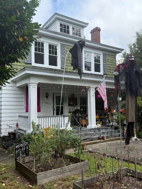 Primary Photo - 1400 Bellevue Ave