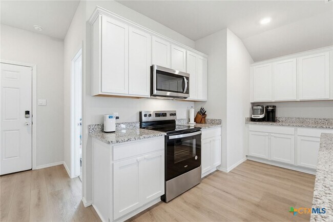 Building Photo - 162 Ellenora Dr