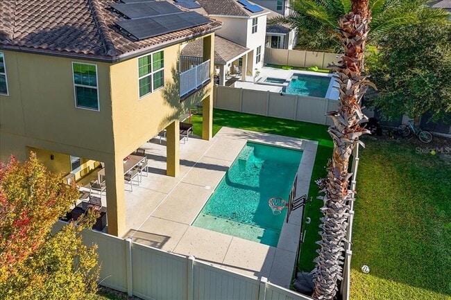 Building Photo - 8746 Crescendo Ave