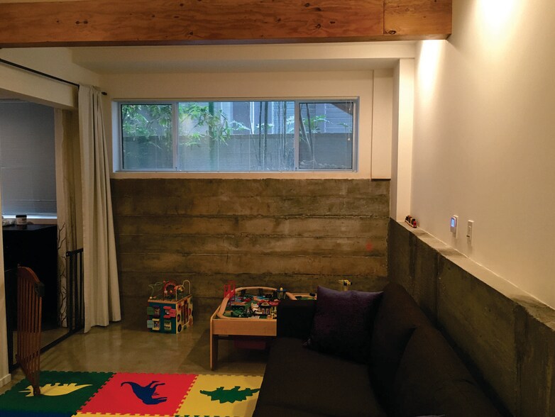 Lower Level Den - 11732 Dorothy St