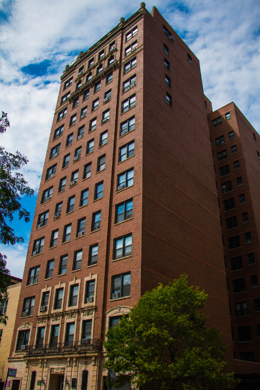 Building Photo - 434 W Roscoe St