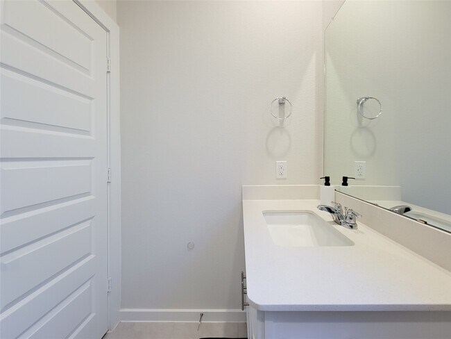 Building Photo - 17105 White Acer Wy