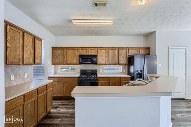 Building Photo - 3138 Red Rover Ct