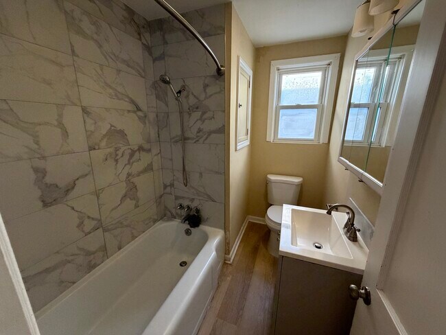 Building Photo - 5331 Arsenal St