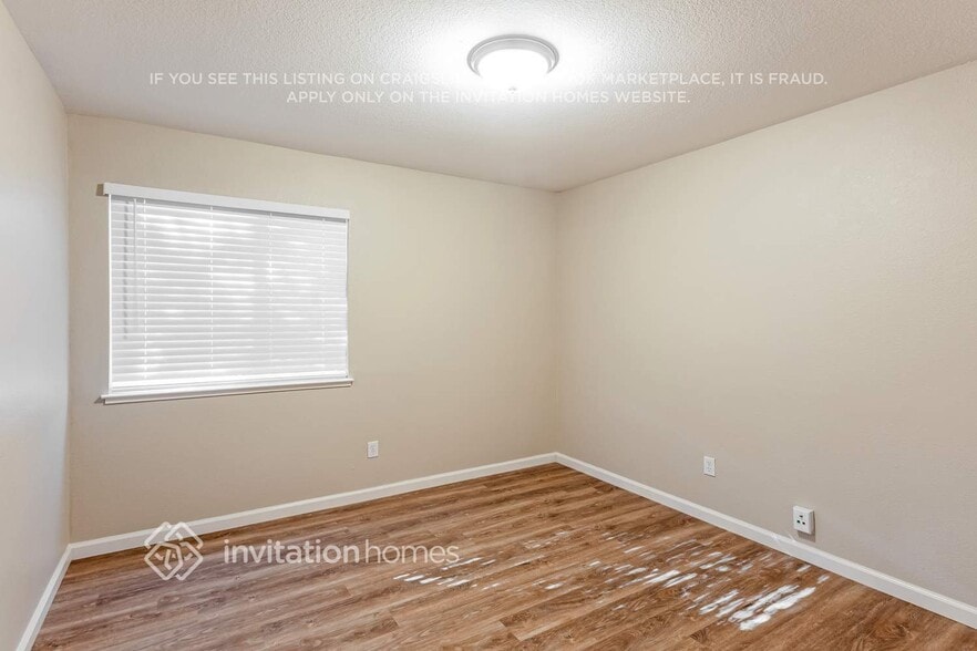 Building Photo - 3906 Marsh Way