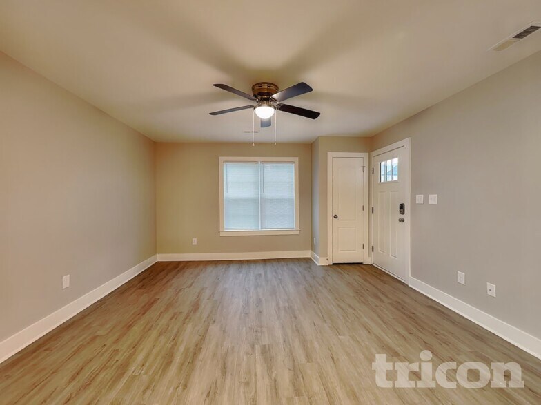 Building Photo - 150 McKinnon Ave NE