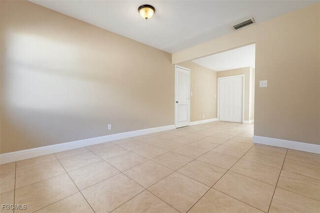 Building Photo - 5417 Fourth Ave