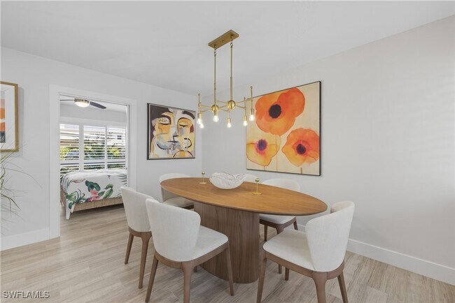 Building Photo - 609 12th Ave S