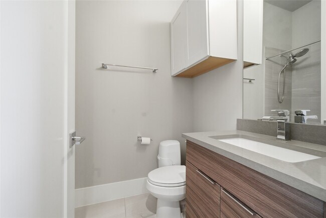 Building Photo - 1615 Wheeler Ave