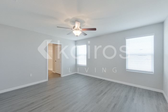 Building Photo - 8621 SW 43rd Ter