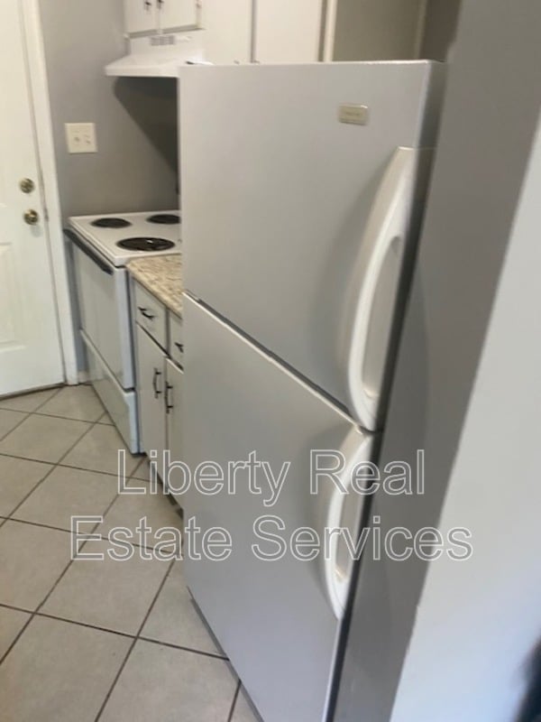 Building Photo - 116 Mattie St