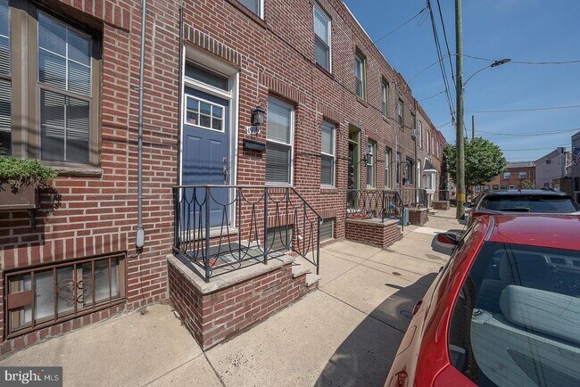 Building Photo - 1916 S Alder St