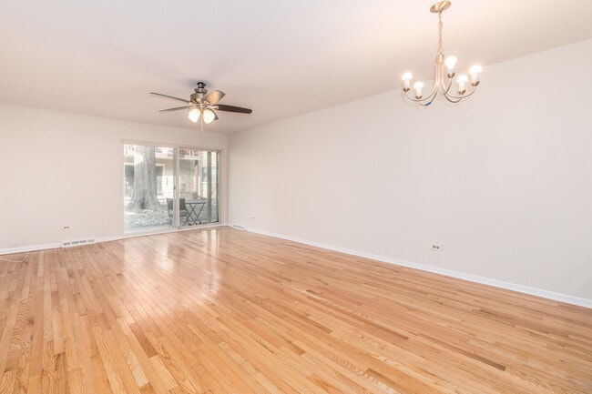 Building Photo - 5961 North East Circle Avenue