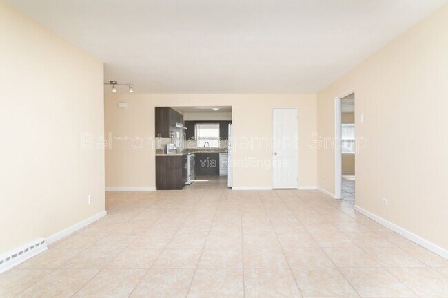 Building Photo - 96 Columbia St