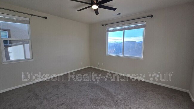 Building Photo - 7052 Diversey Dr