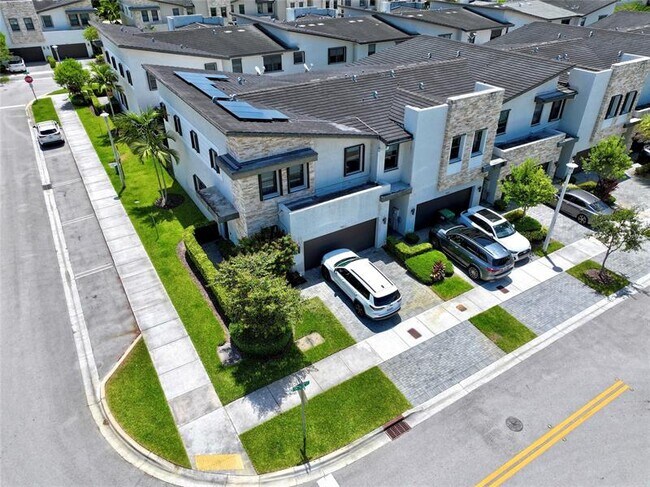Building Photo - 7911 NW 105th Ave