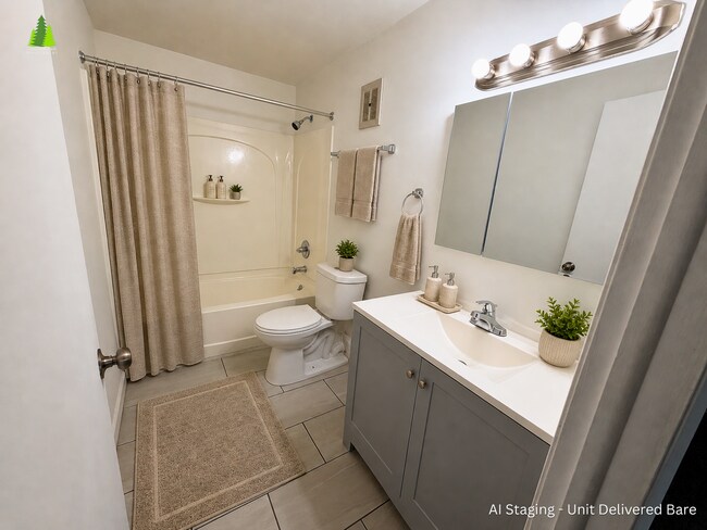 Building Photo - Brittain Road multi-family apartment with 1 bedroom and 1 bathroom!