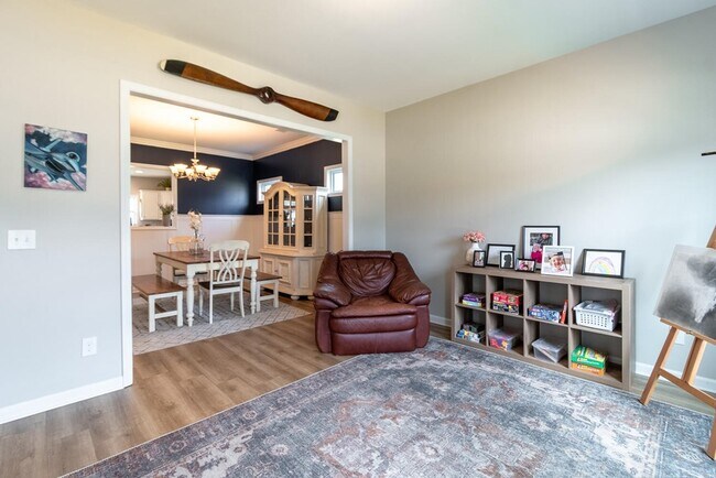 Building Photo - 510 Kittiwake Ln