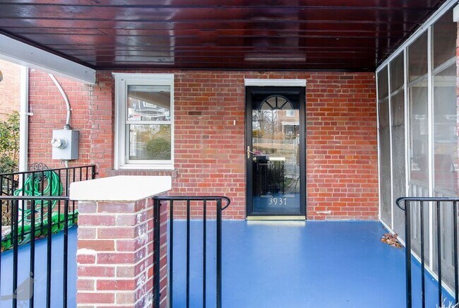 Building Photo - 3937 Ames St NE