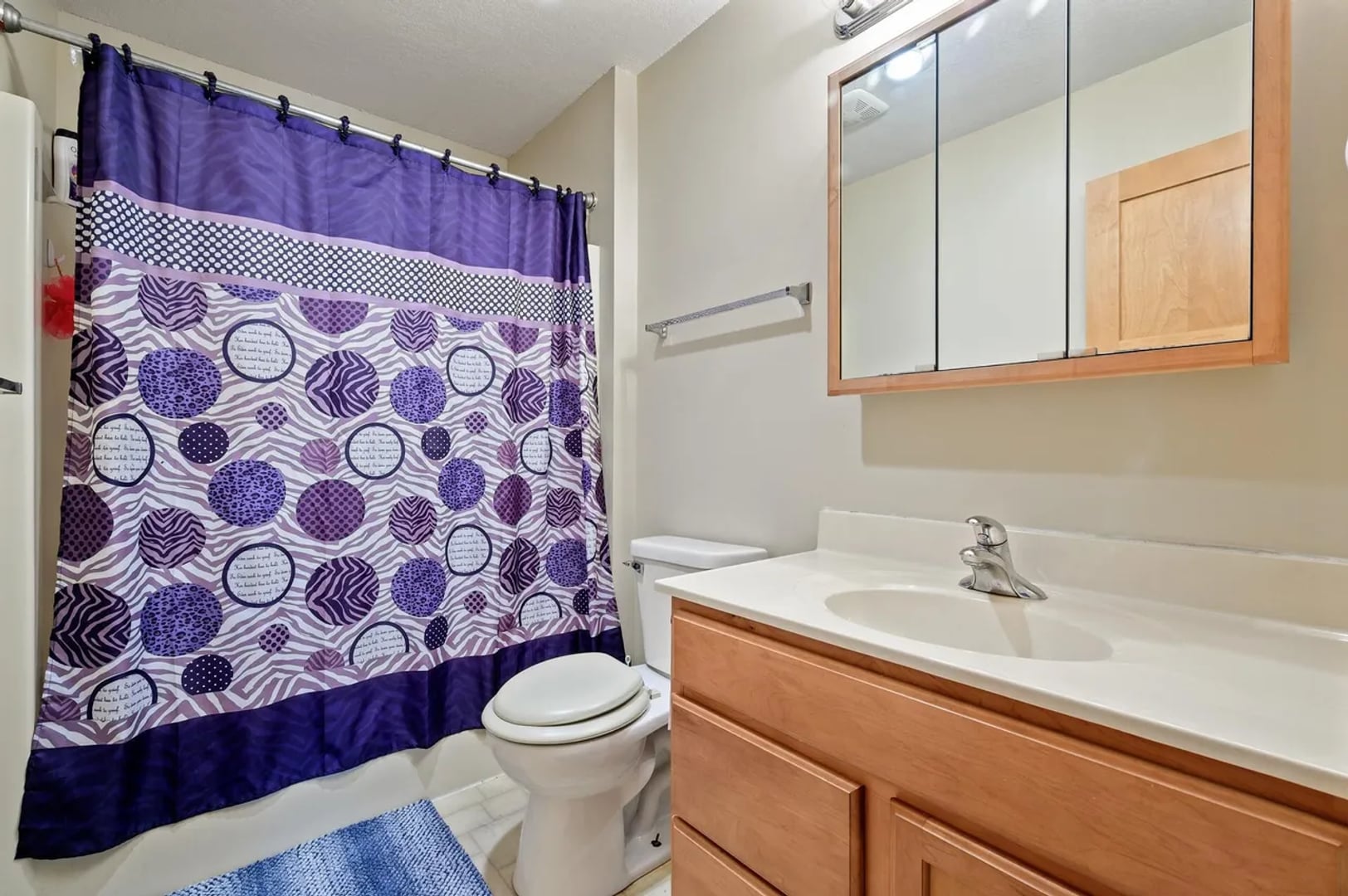 Building Photo - 1600 N Thomas Ave