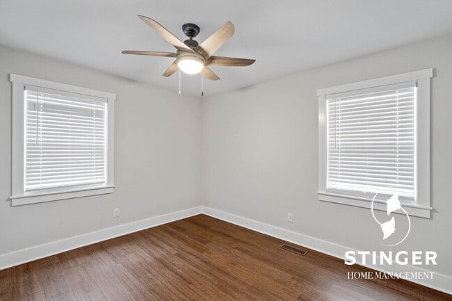 Building Photo - 607 Greenway Ct