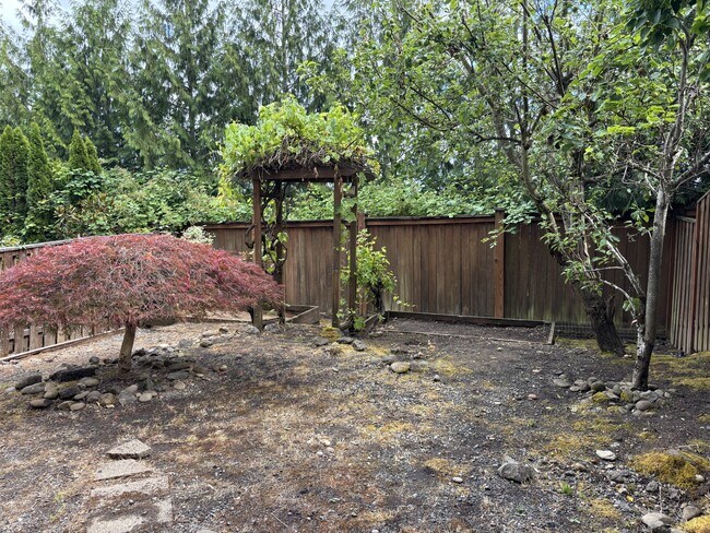Building Photo - 13392 SE Autumnwood Ln