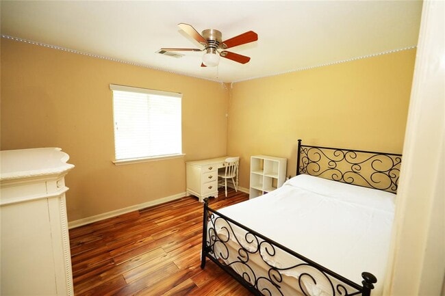 Building Photo - 135 Fairwind Trail Dr