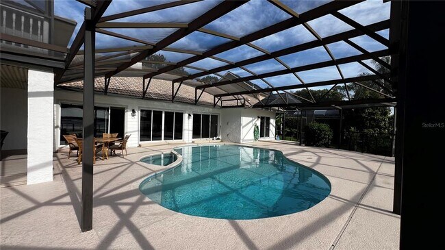 Building Photo - 8625 Vista Shores Ct