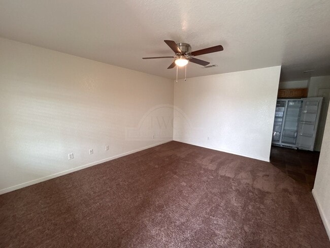 Building Photo - 308 Cedar Ridge Dr