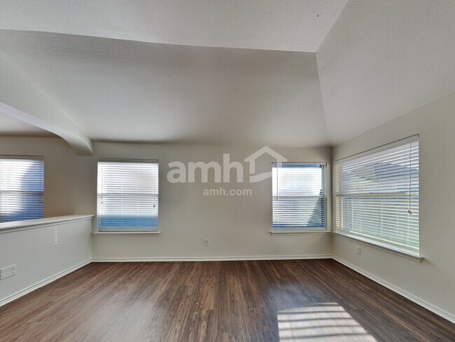 Building Photo - 313 Flowering Plum Ln