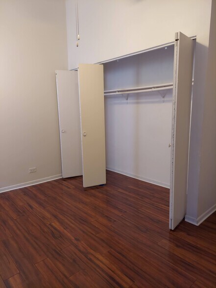 2nd Bedroom Closets - 4938 South Drexel Boulevard