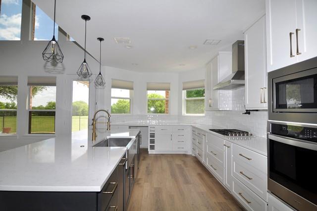 Building Photo - 3812 Lakeway Dr