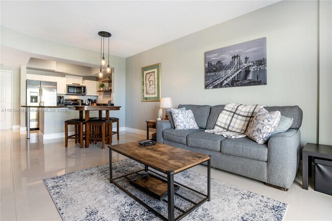 Building Photo - 7270 SW 88th St