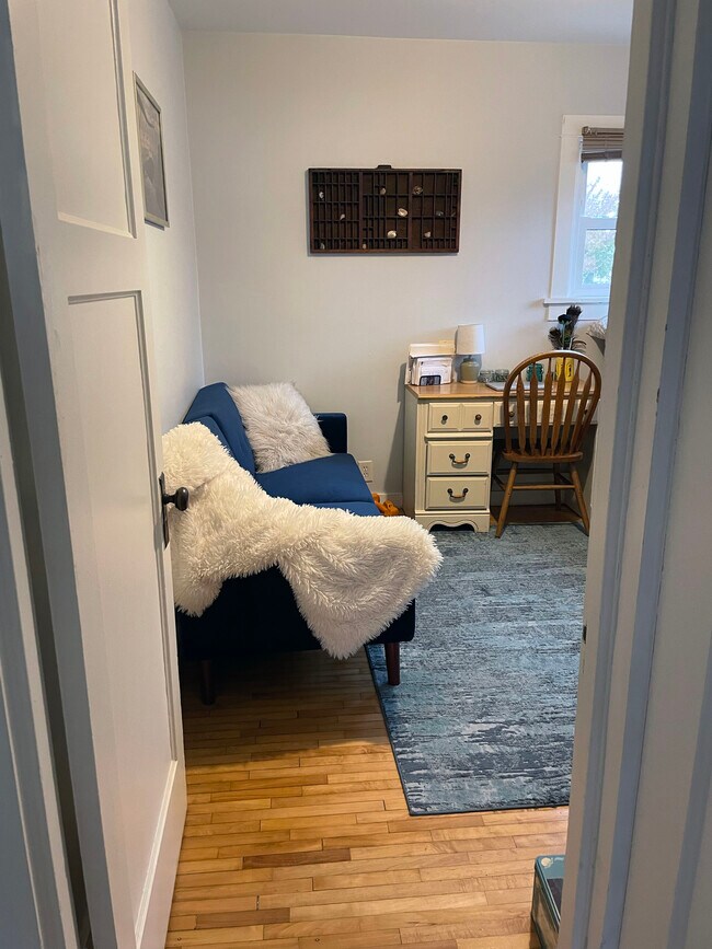 Building Photo - 25 N Reserve Ave