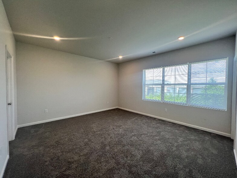 Building Photo - 108 Kelhigh Dr