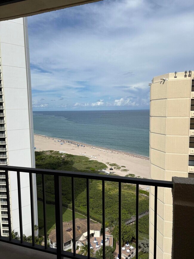 Building Photo - 2800 N Ocean Dr
