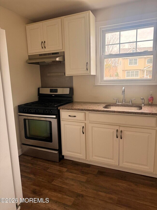 Building Photo - 53 Little Silver Pkwy