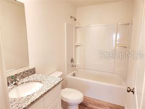 Building Photo - 1931 Golden Beak Dr