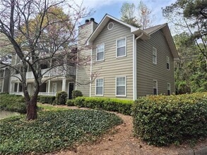 Building Photo - 101 Sterling Ct