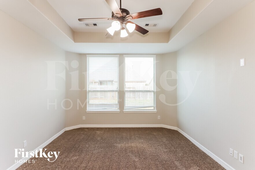 Building Photo - 9743 Stratton Ridge Dr