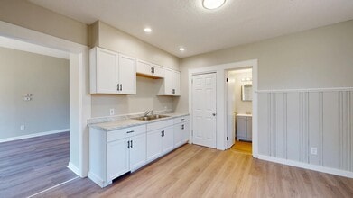 Building Photo - 7701 Dercum Rd