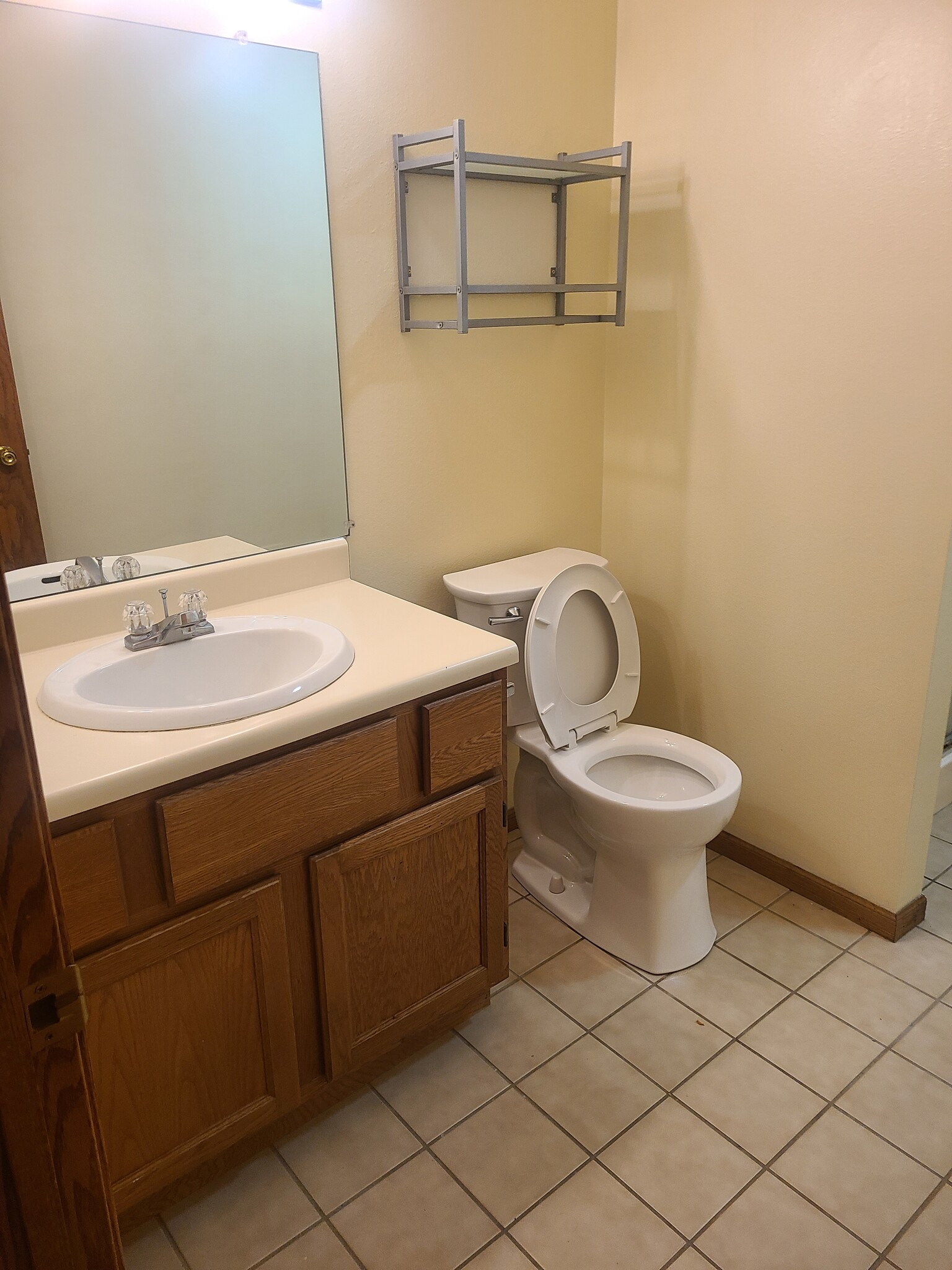 Building Photo - 541 Westwinds Dr