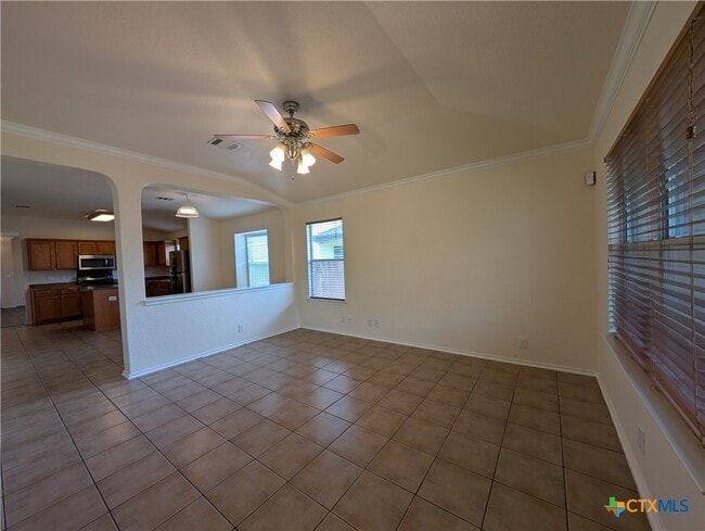 Building Photo - 268 Goliad Dr